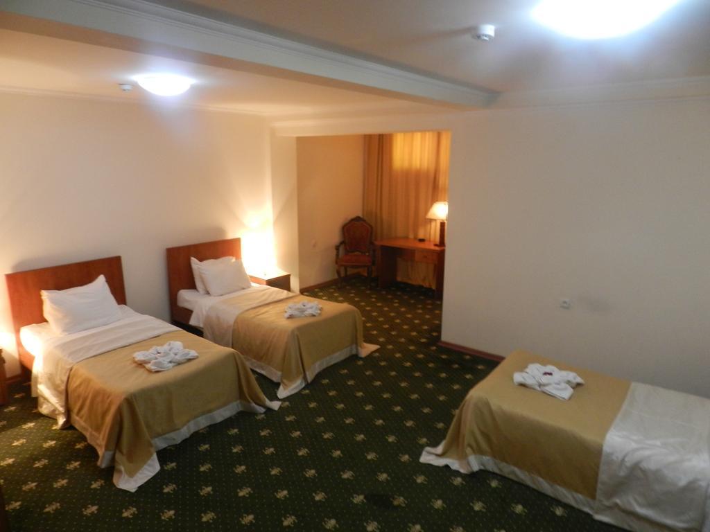 Asterion Palace Tbilisi Buitenkant foto